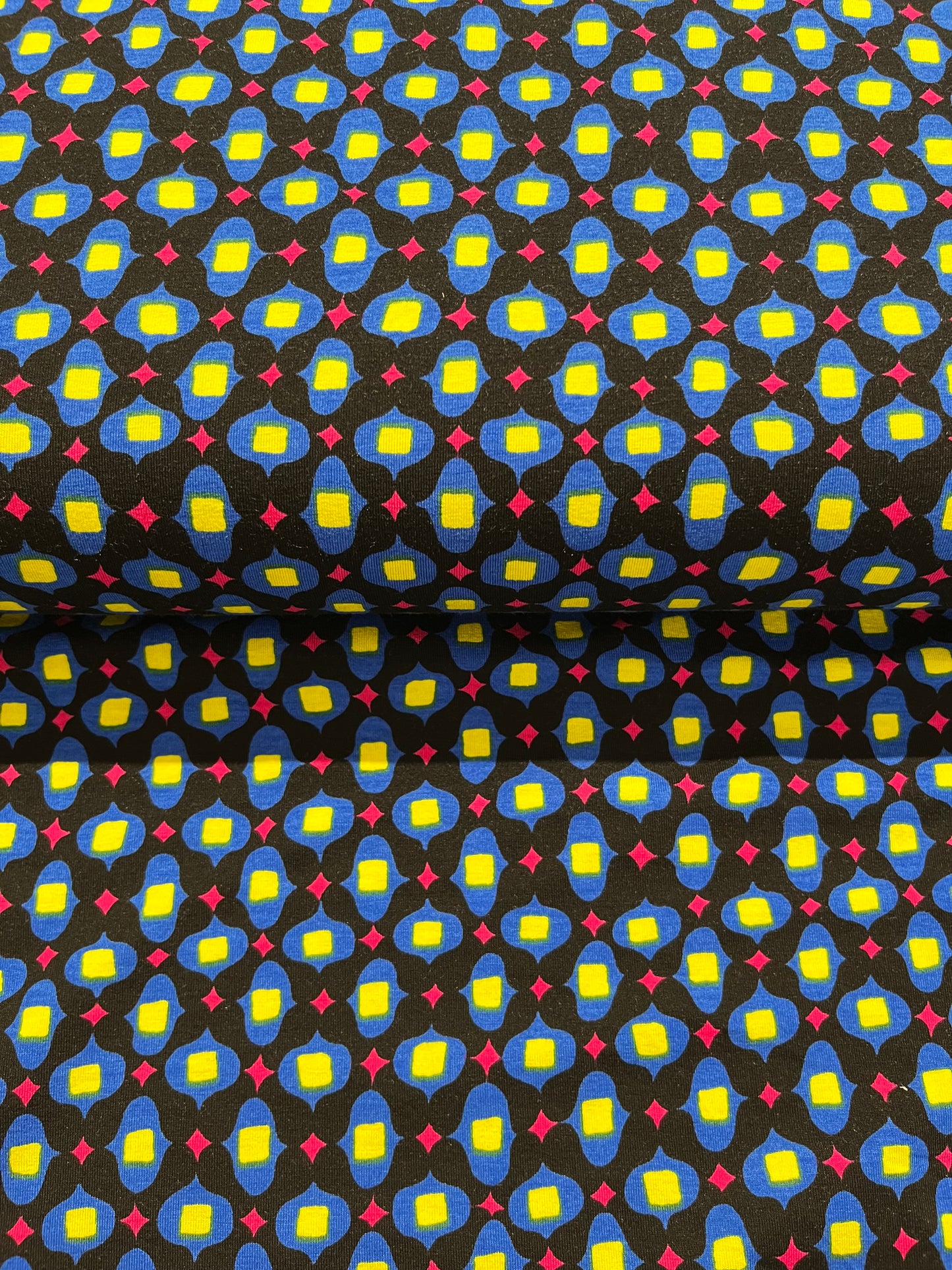 Jersey di cotone fantasia geometrica