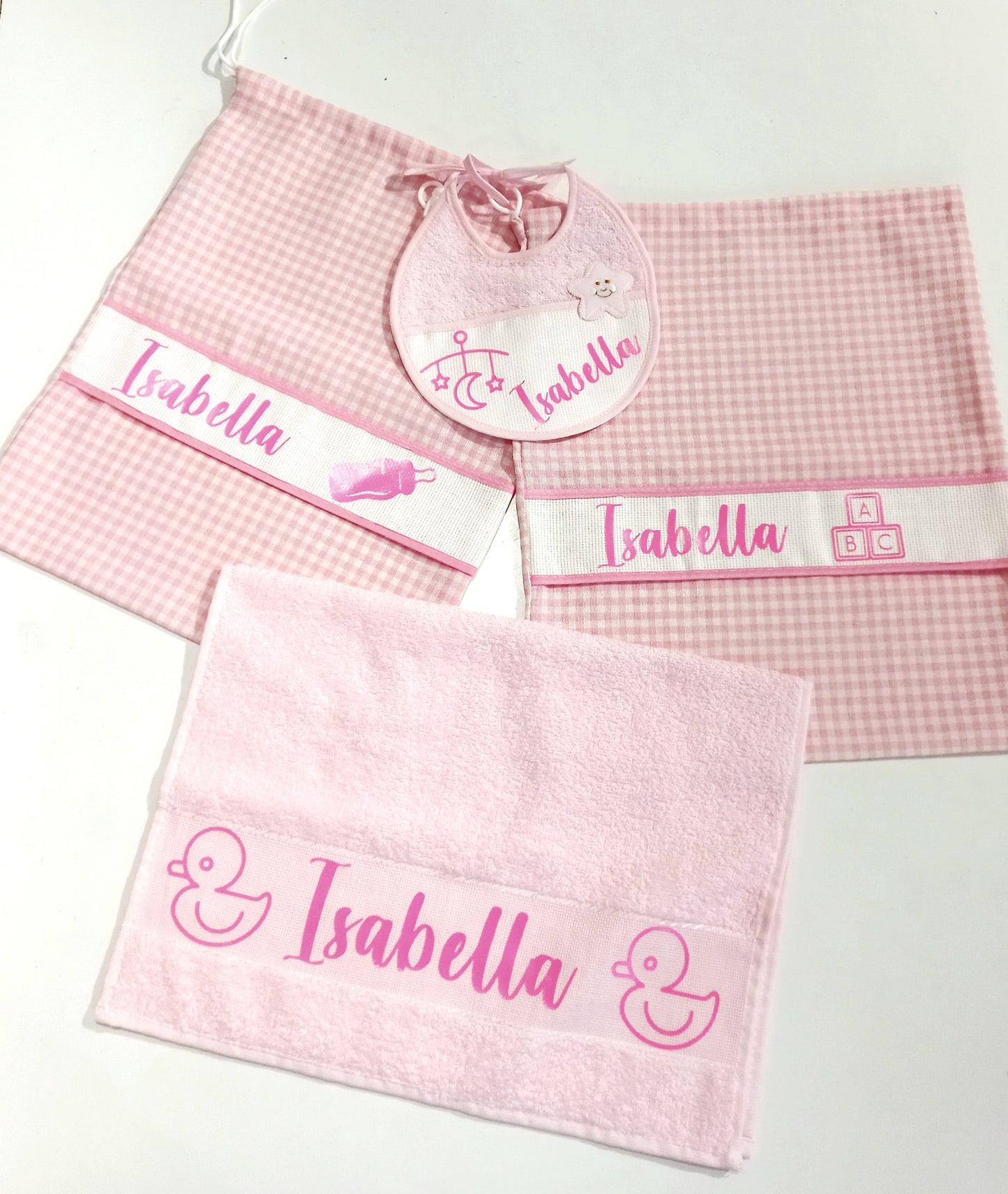 2 Sacche Asilo, Bavaglia e Asciugamano personalizzati con nome