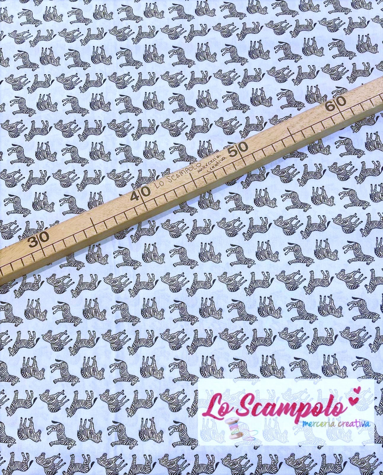 Cotone Stampato Fantasia Zebre Base Celeste